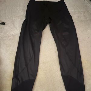 LULULEMON LEATHER AND SPANDEX LEGGING